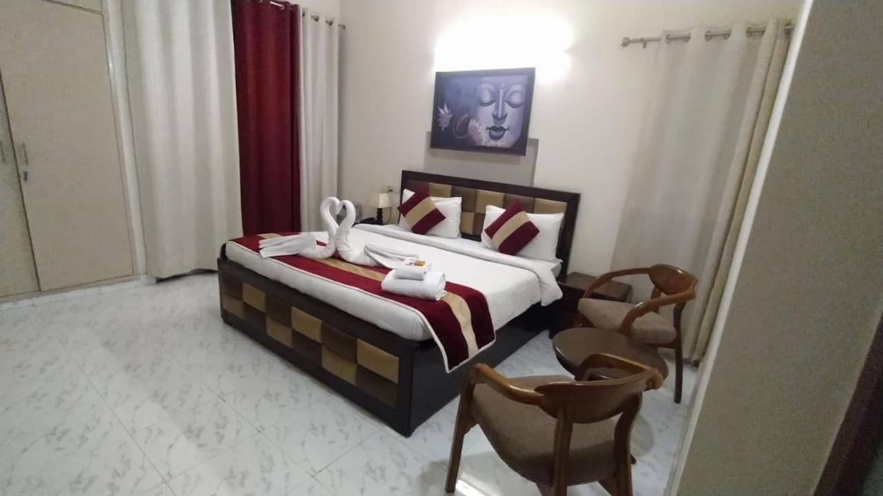 Maplewood Guest House, Neeti Bagh, New Delhiit Is A Boutiqu Guest House - Room 5 Εξωτερικό φωτογραφία