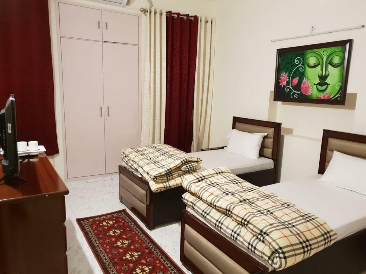Maplewood Guest House, Neeti Bagh, New Delhiit Is A Boutiqu Guest House - Room 5 Εξωτερικό φωτογραφία