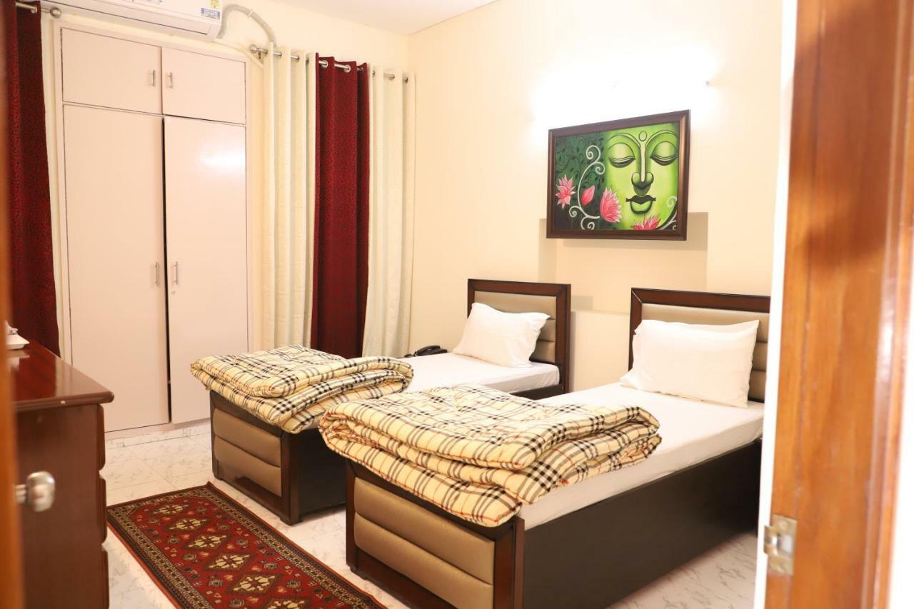Maplewood Guest House, Neeti Bagh, New Delhiit Is A Boutiqu Guest House - Room 5 Εξωτερικό φωτογραφία