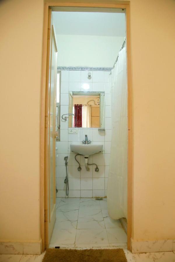 Maplewood Guest House, Neeti Bagh, New Delhiit Is A Boutiqu Guest House - Room 5 Εξωτερικό φωτογραφία