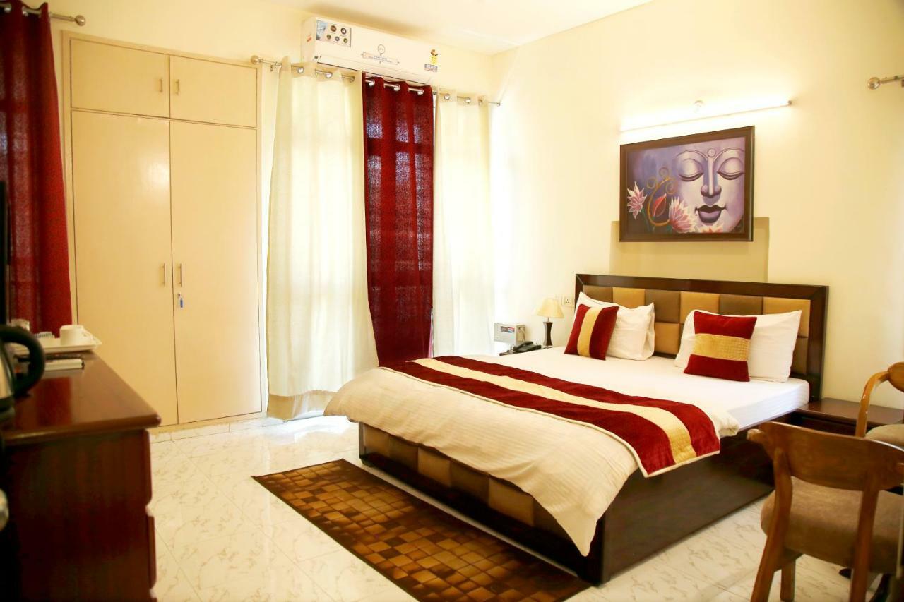 Maplewood Guest House, Neeti Bagh, New Delhiit Is A Boutiqu Guest House - Room 5 Εξωτερικό φωτογραφία